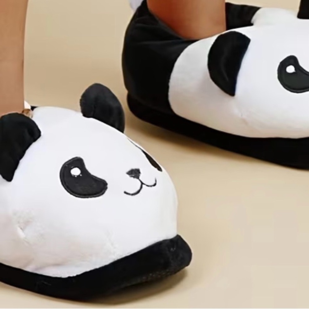 Kids Plush Panda Slippers - Black & White - Picture 3 of 10